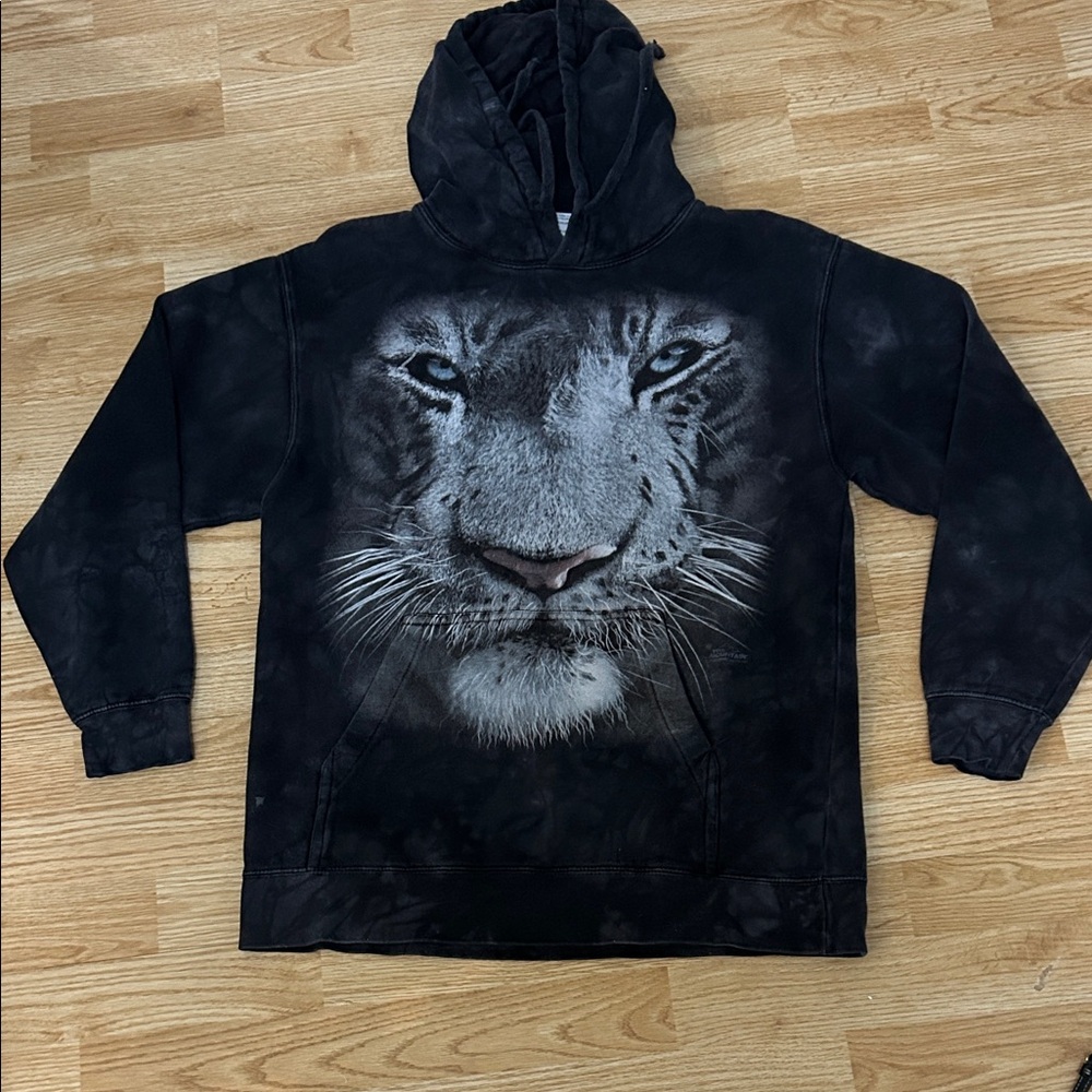 Comfort Colors Black Lion Print Men's Sweater